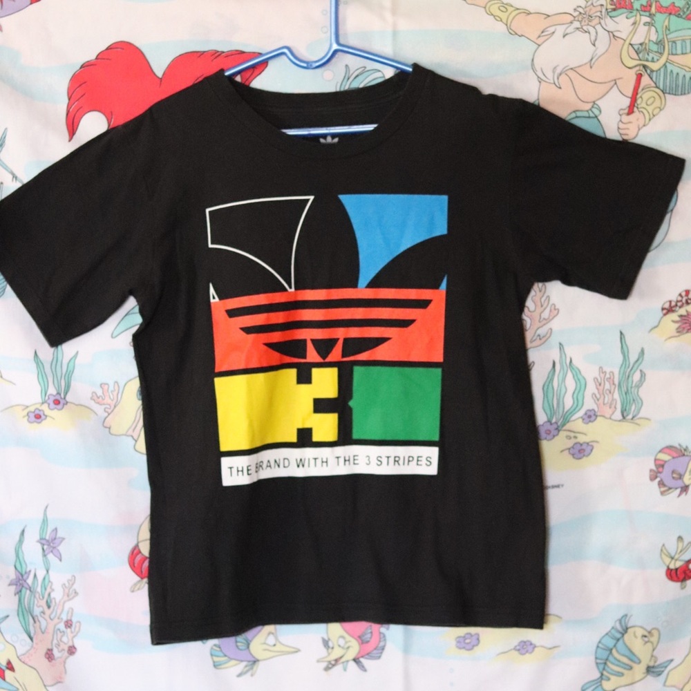 Adidas boys T-shirt size XS